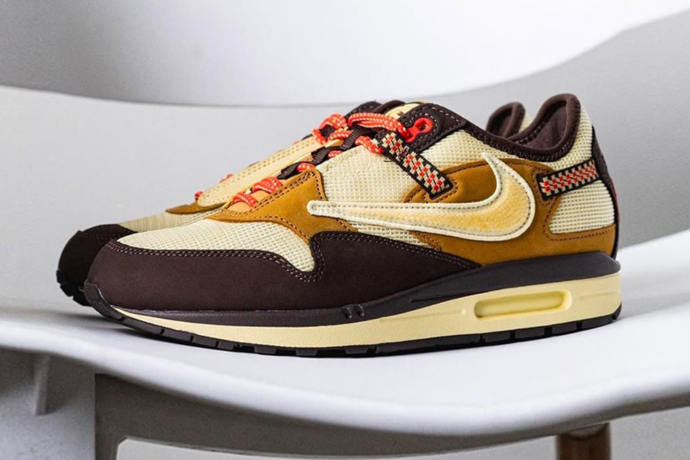 Travis Scott Nike Air Max 1 Baroque Brown Do9392 200 (2) - www.newkick.org Travis Scott Nike Air Max 1 Baroque Brown Do9392 200 (2) - www.newkick.org