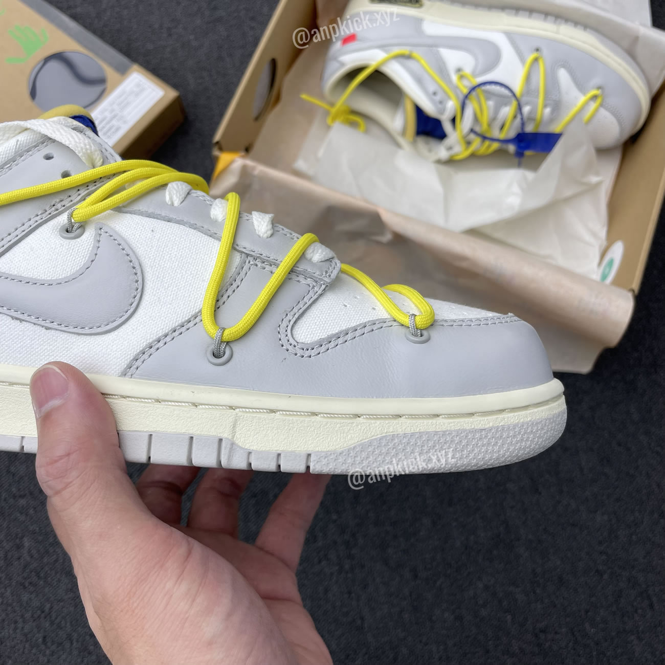 Off White Nike Sb Dunk Low The 27 Of 50 Sail Neutral Grey Dm1602 120 (4) - www.newkick.org Off White Nike Sb Dunk Low The 27 Of 50 Sail Neutral Grey Dm1602 120 (4) - www.newkick.org