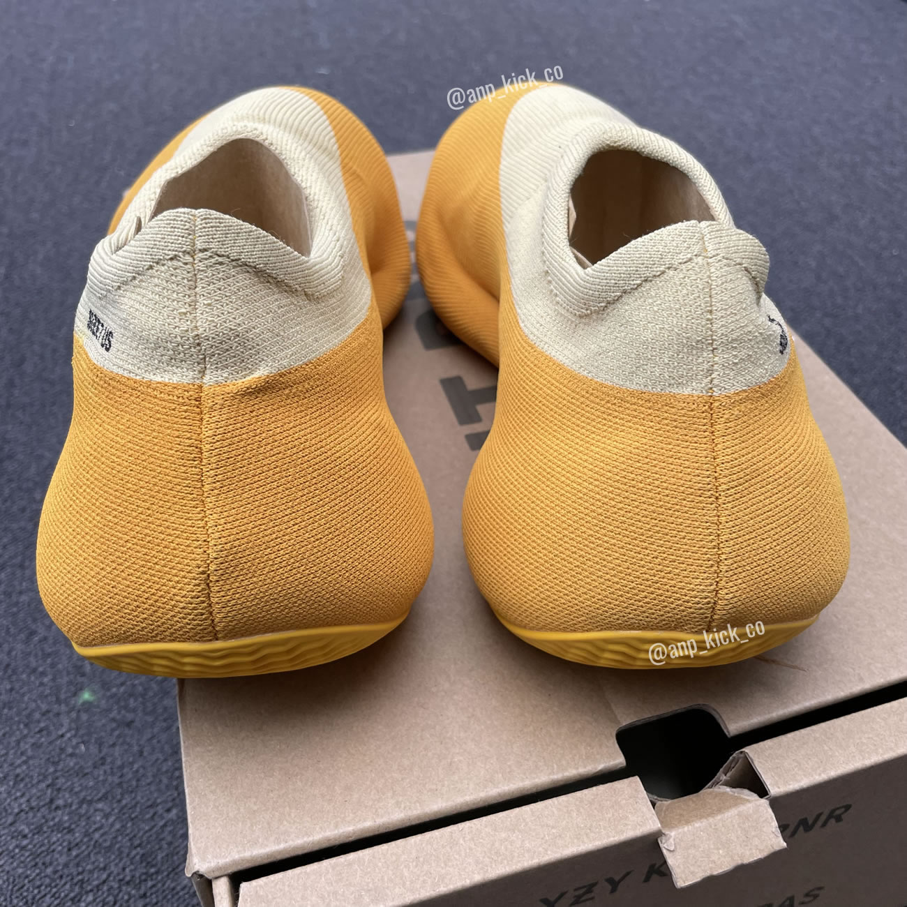 Adidas Yeezy Knit Rnr Sulfur Anpkick Gw5353 (4) - www.newkick.org