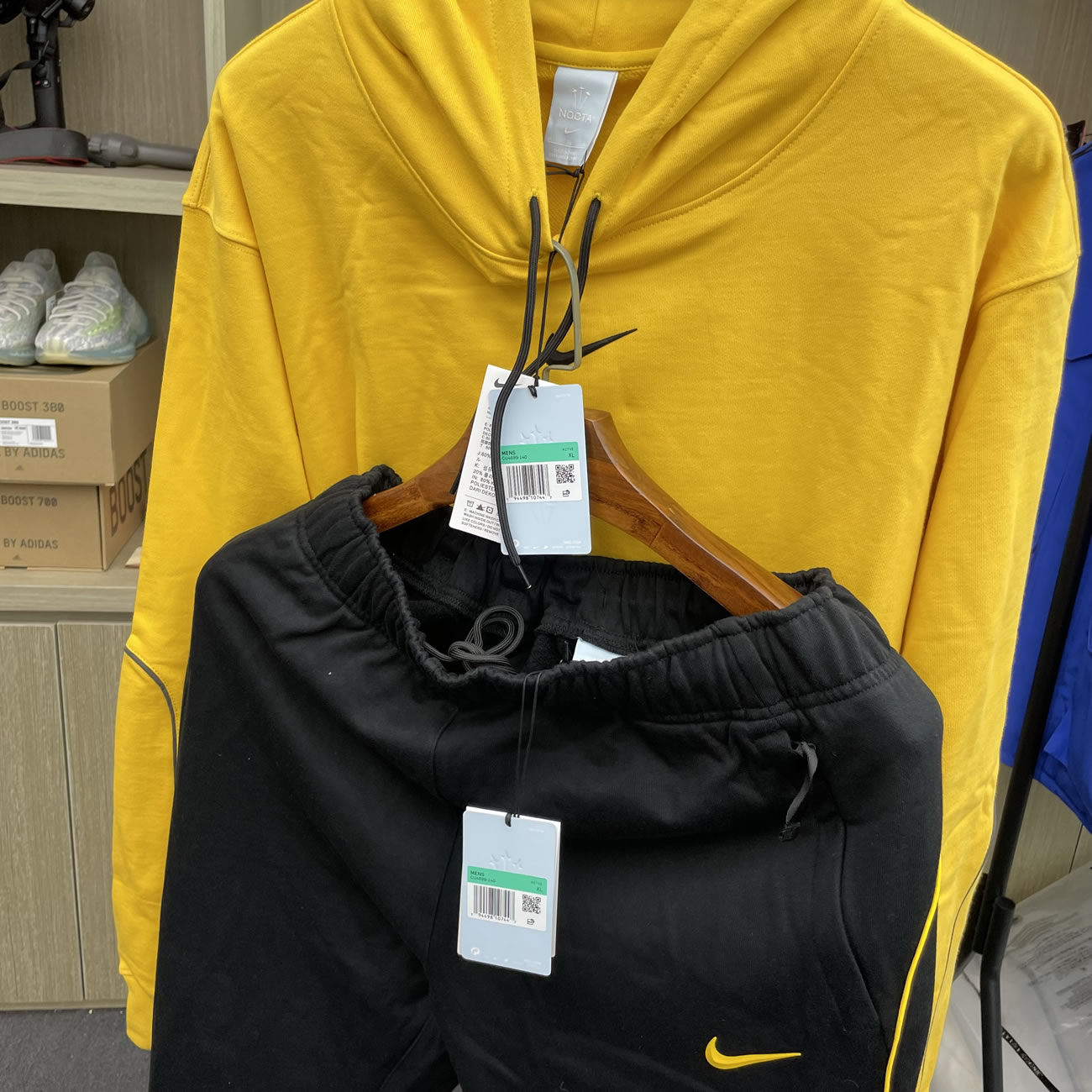 Anpkick Nike Drake Nocta Cardinal Stock Hoodie Grey Da3920 052 (9) - www.newkick.org Anpkick Nike Drake Nocta Cardinal Stock Hoodie Grey Da3920 052 (9) - www.newkick.org