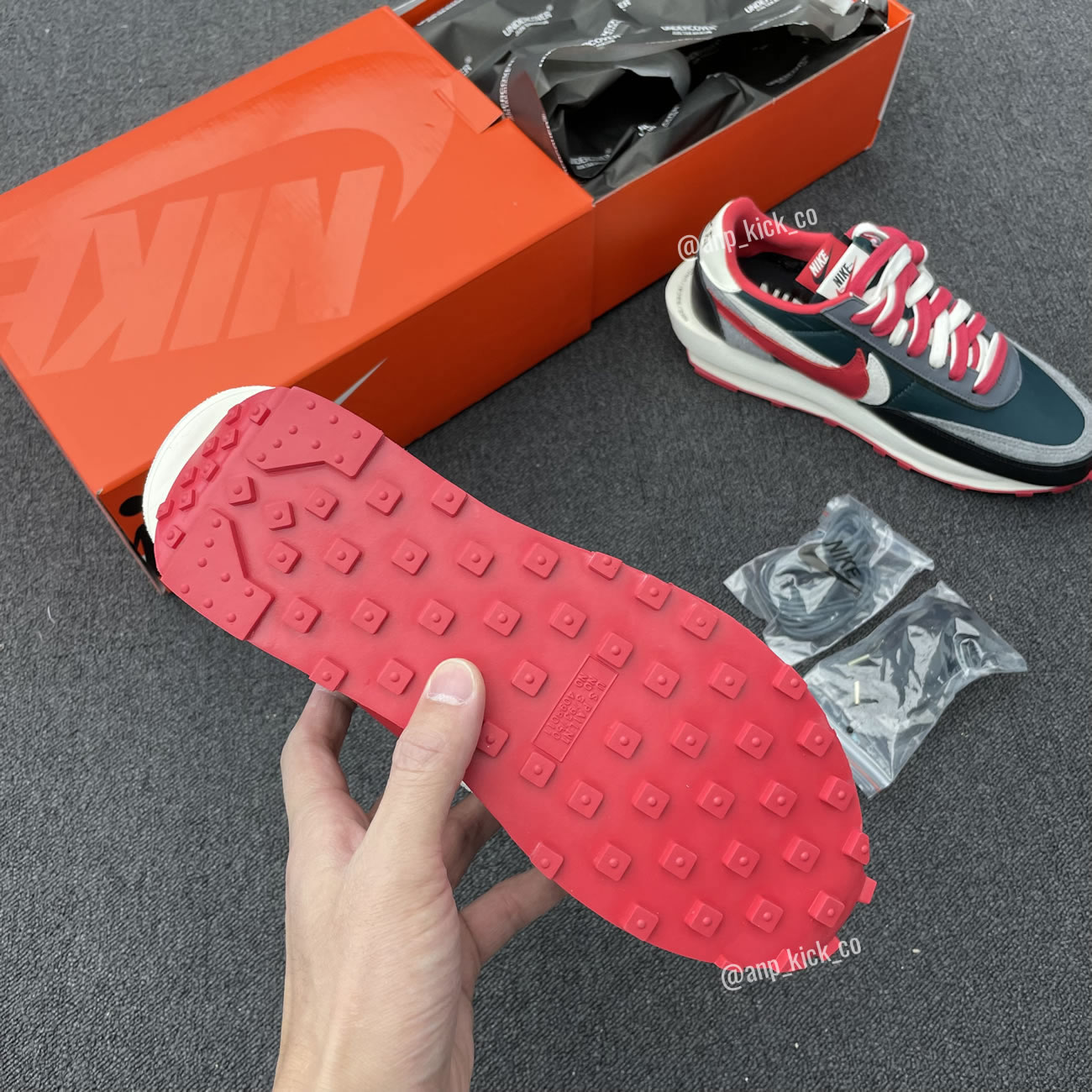 Sacai Undercover Nike Ldwaffle Midnight Spruce University Red Anpkick Dj4877 300 (3) - www.newkick.vip Sacai Undercover Nike Ldwaffle Midnight Spruce University Red Anpkick Dj4877 300 (3) - www.newkick.vip