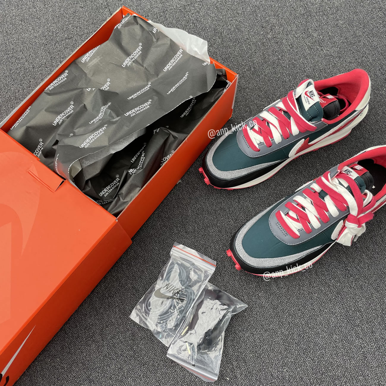 Sacai Undercover Nike Ldwaffle Midnight Spruce University Red Anpkick Dj4877 300 (7) - www.newkick.vip Sacai Undercover Nike Ldwaffle Midnight Spruce University Red Anpkick Dj4877 300 (7) - www.newkick.vip
