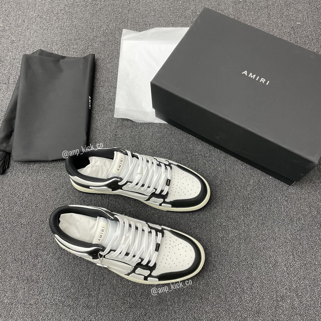 A M I R I Skel Top Low Leather Sneakers Black White Anpkick Mfs003 000 (11) - www.newkick.org A M I R I Skel Top Low Leather Sneakers Black White Anpkick Mfs003 000 (11) - www.newkick.org