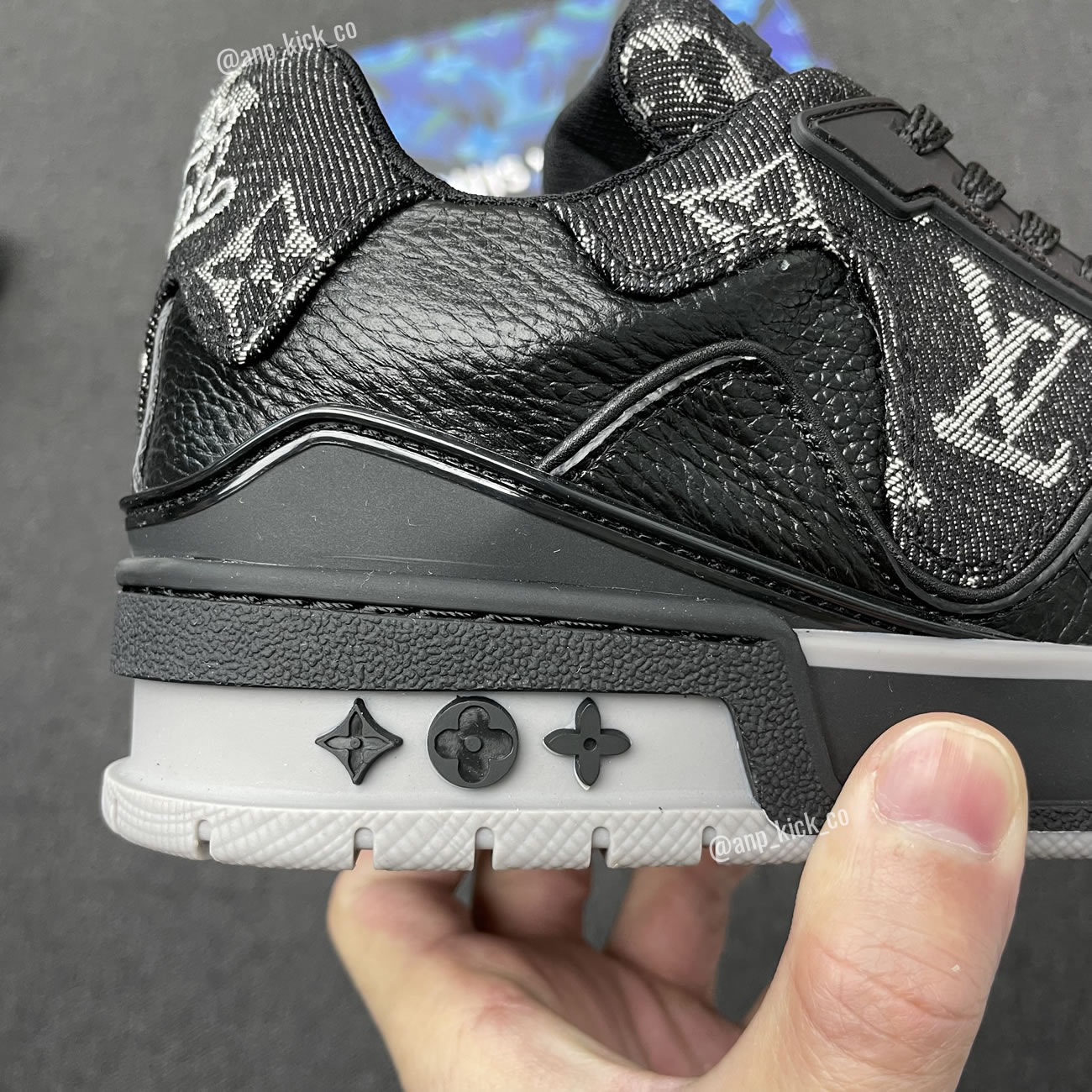 New L V Trainer Sneaker Shoes Noir (5) - www.newkick.org New L V Trainer Sneaker Shoes Noir (5) - www.newkick.org