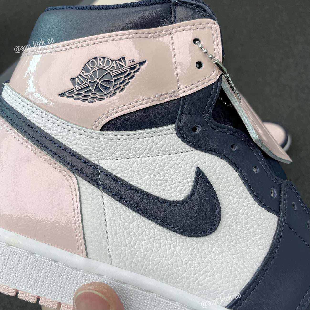 Air Jordan 1 High Wmns Atmosphere Anpkick Dd9335 641 (1) - www.newkick.org