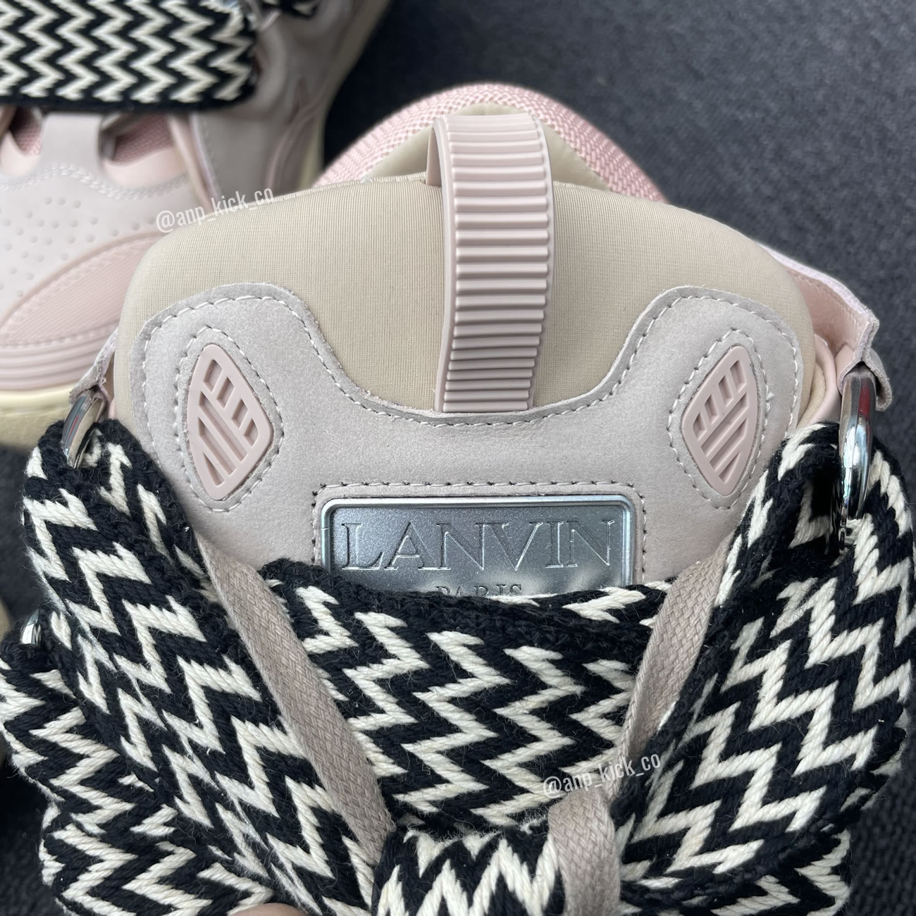 L A N V I N Leather Curb Sneakers Pink Anpkick Drag A2051 (6) - www.newkick.org L A N V I N Leather Curb Sneakers Pink Anpkick Drag A2051 (6) - www.newkick.org