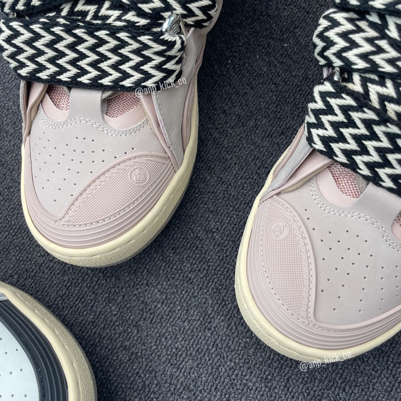 L A N V I N Leather Curb Sneakers Pink Anpkick Drag A2051 (7) - www.newkick.org L A N V I N Leather Curb Sneakers Pink Anpkick Drag A2051 (7) - www.newkick.org