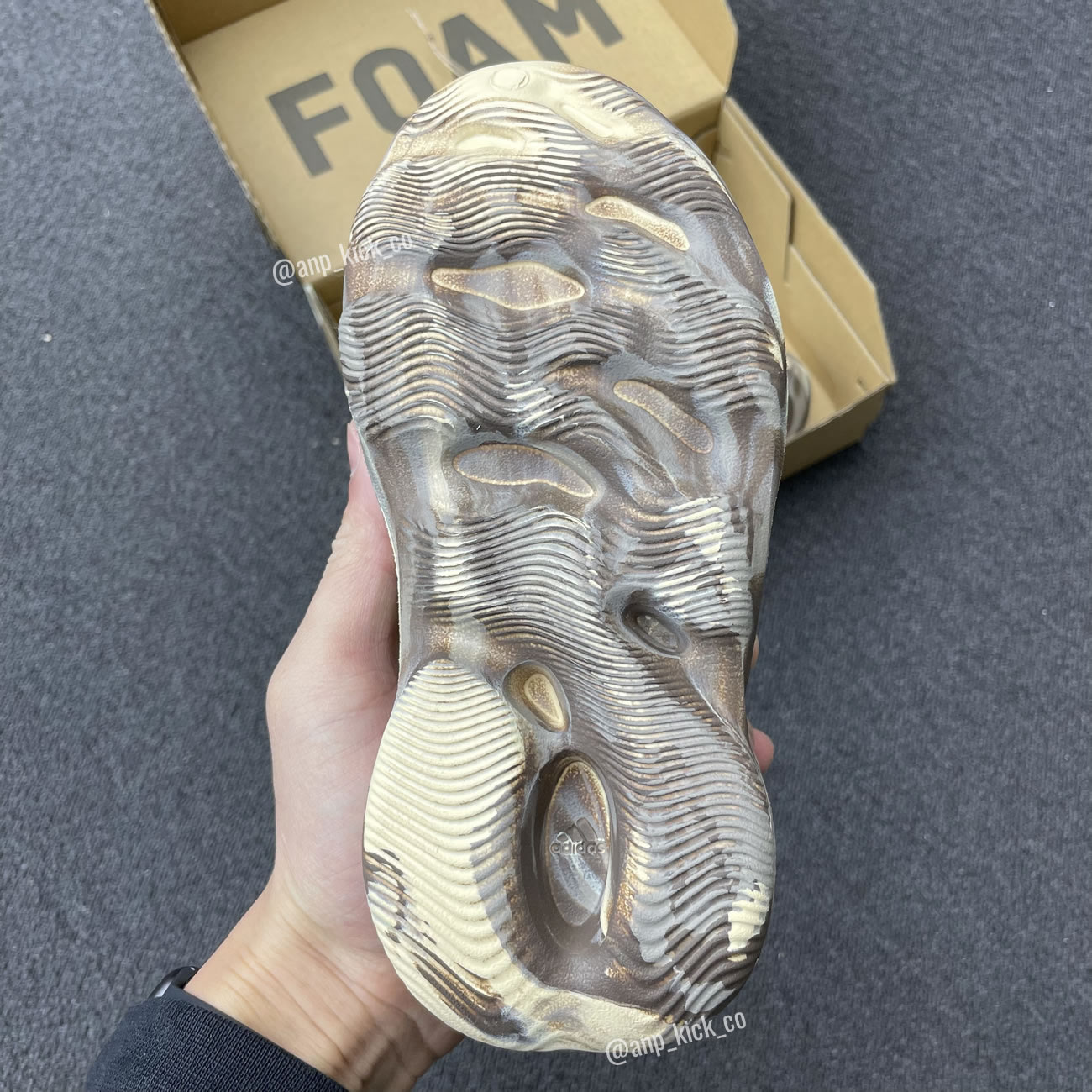 Adidas Yeezy Foam Rnnr Mx Cream Clay Anpkick Gx8802 (7) - www.newkick.org Adidas Yeezy Foam Rnnr Mx Cream Clay Anpkick Gx8802 (7) - www.newkick.org
