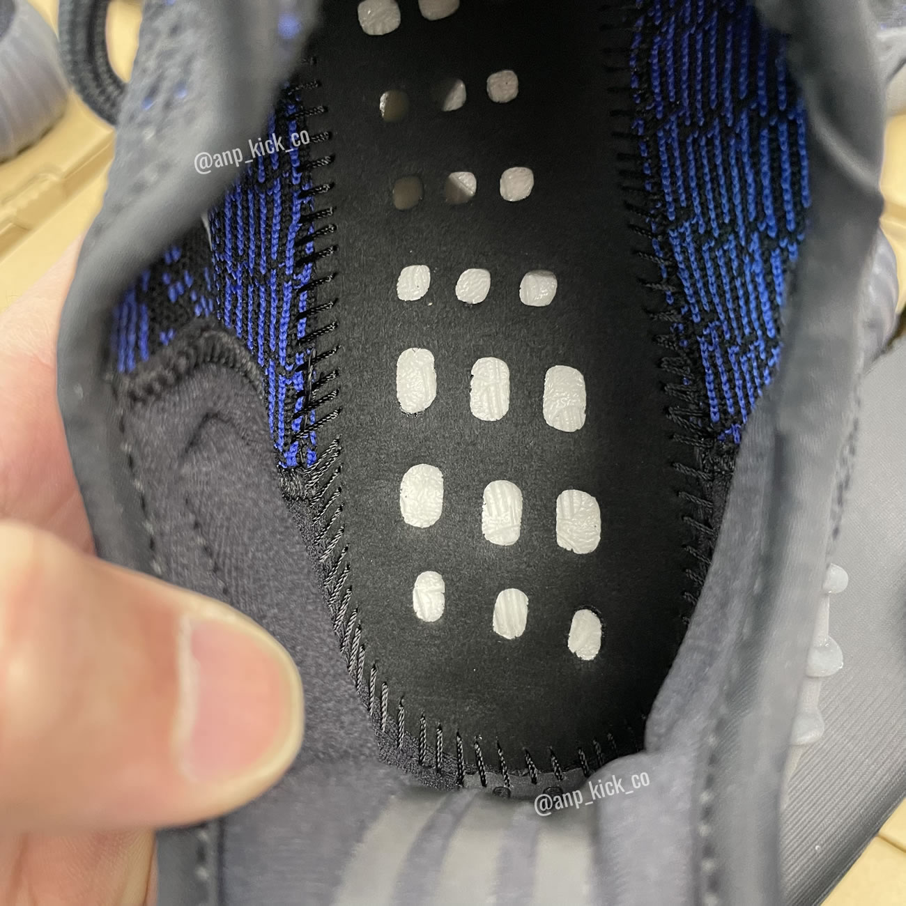 Adidas Yeezy Boost 350 V2 Dazzling Blue Anpkick Gy7164 (3) - www.newkick.org Adidas Yeezy Boost 350 V2 Dazzling Blue Anpkick Gy7164 (3) - www.newkick.org