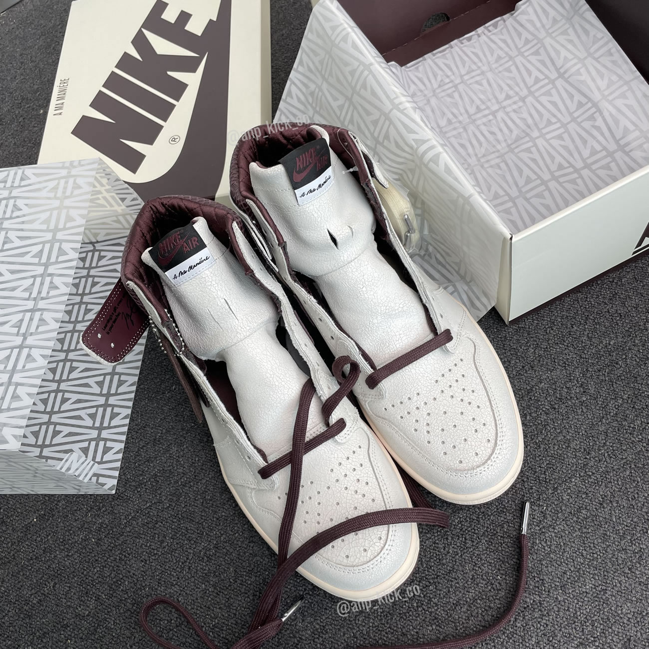 A Ma Maniere Air Jordan 1 High Og Sail And Burgundy Anpkick Do7097 100 (14) - www.newkick.vip A Ma Maniere Air Jordan 1 High Og Sail And Burgundy Anpkick Do7097 100 (14) - www.newkick.vip