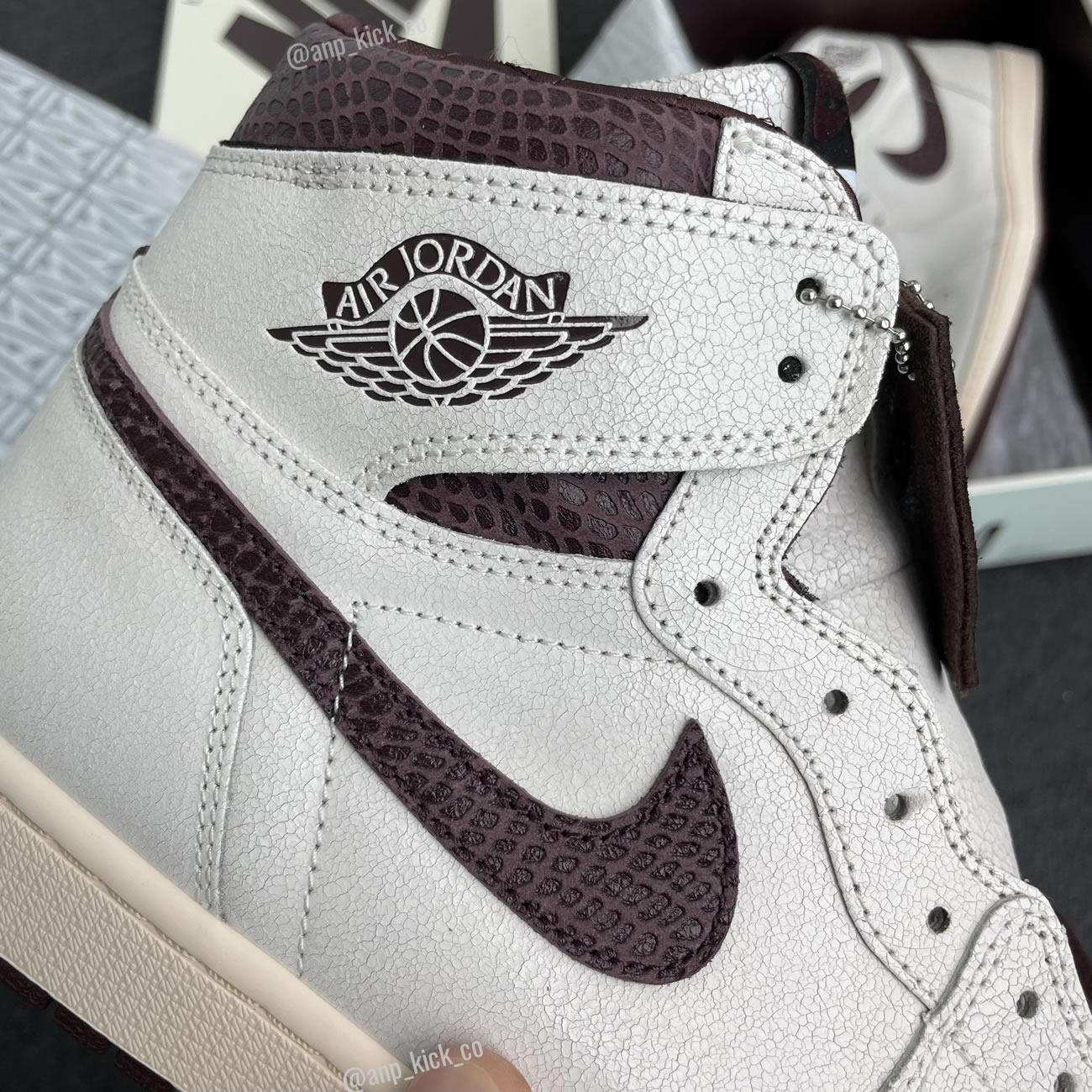 A Ma Maniere Air Jordan 1 High Og Sail And Burgundy Anpkick Do7097 100 (6) - www.newkick.vip A Ma Maniere Air Jordan 1 High Og Sail And Burgundy Anpkick Do7097 100 (6) - www.newkick.vip