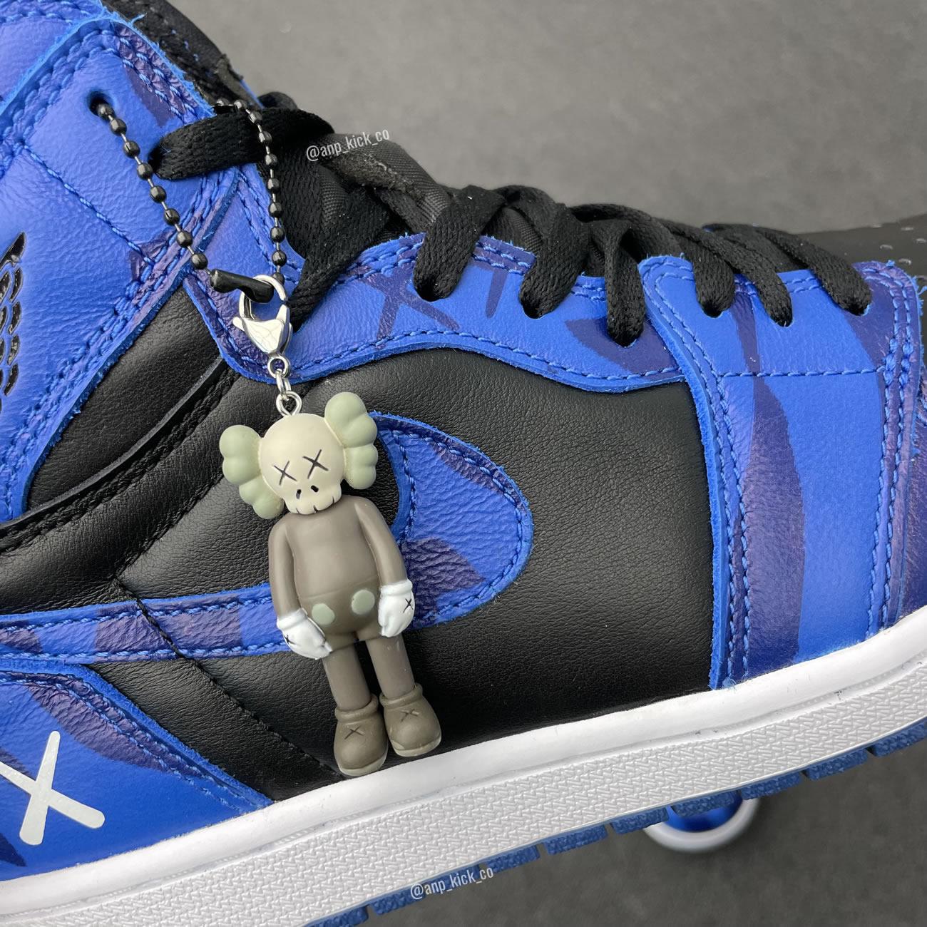 The North Face Kaws Air Jordan 1 Retro High Shoes Anpkick Custom Making (8) - www.newkick.vip The North Face Kaws Air Jordan 1 Retro High Shoes Anpkick Custom Making (8) - www.newkick.vip