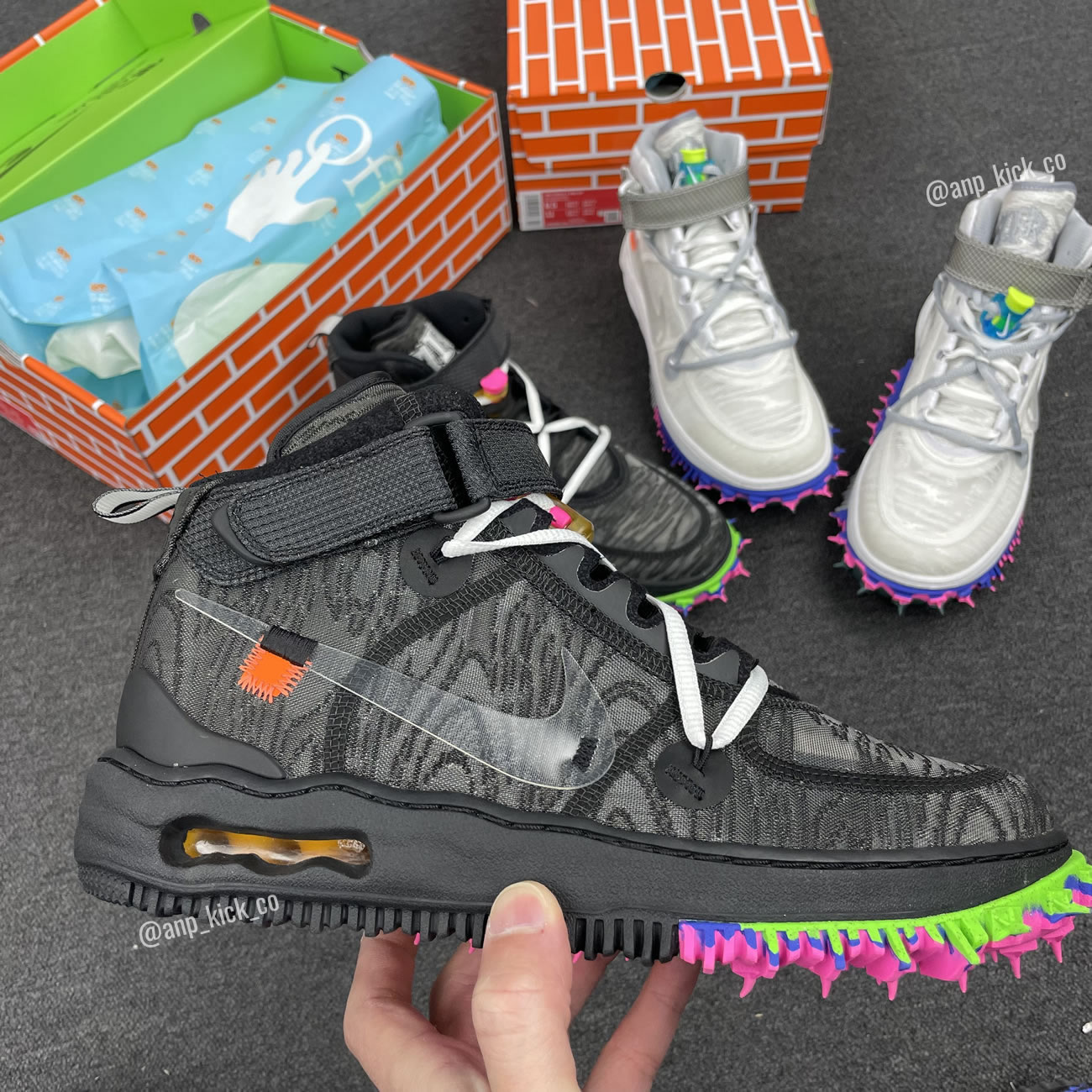 Off White Nike Air Force 1 Mid Black Do6290 001 White Do6290 100 (5) - www.newkick.org Off White Nike Air Force 1 Mid Black Do6290 001 White Do6290 100 (5) - www.newkick.org