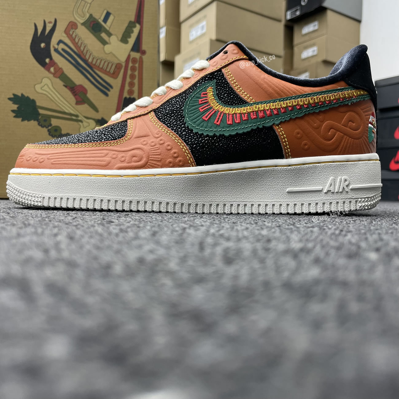 Nike Air Force 1 Dia De Muertos Siempre Familia Anpkick Do2157 816 (6) - www.newkick.vip Nike Air Force 1 Dia De Muertos Siempre Familia Anpkick Do2157 816 (6) - www.newkick.vip