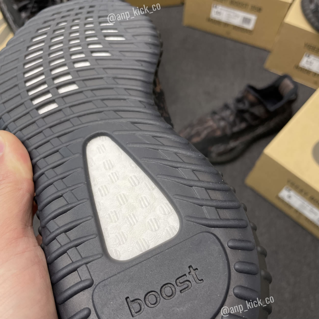 Adidas Yeezy Boost 350 V2 Mx Rock Anpkick Gw3774 (6) - www.newkick.org