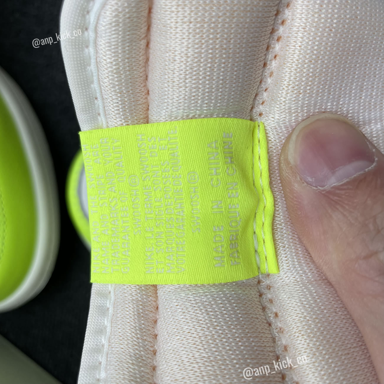 Air Jordan 1 Retro High Og Anpkick Volt Black Sail 555088 702 (6) - www.newkick.org Air Jordan 1 Retro High Og Anpkick Volt Black Sail 555088 702 (6) - www.newkick.org