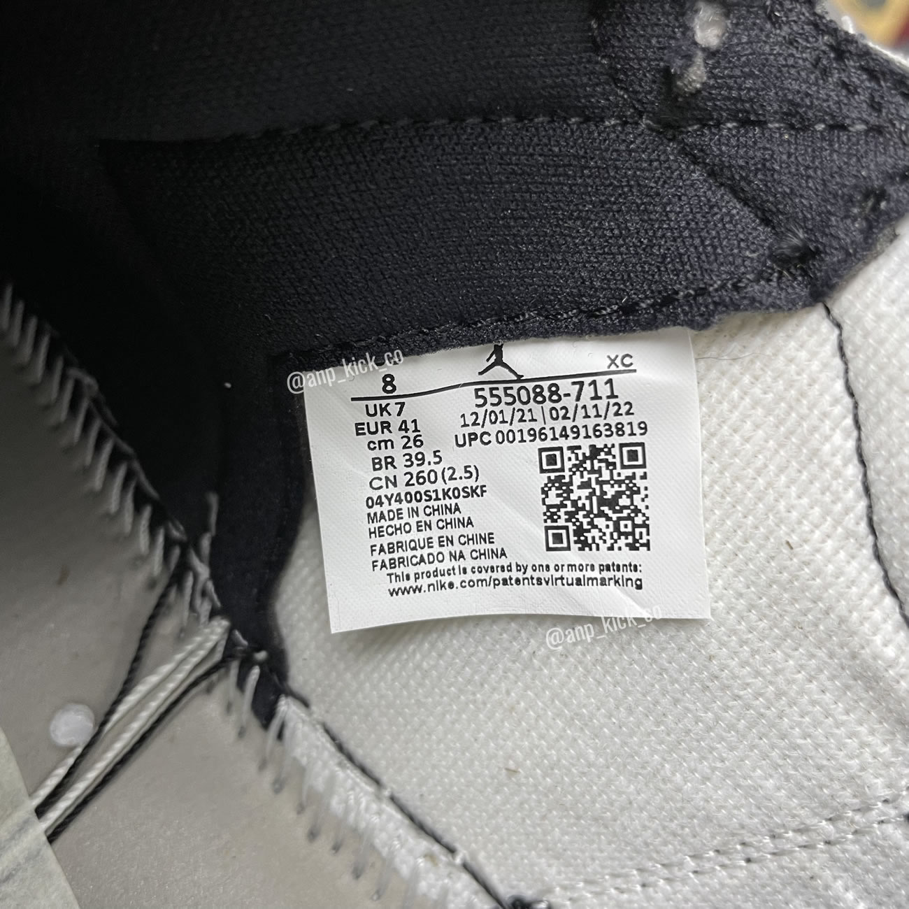 Air Jordan 1 Retro High Og Anpkick Yellow Toe 555088 711 (12) - www.newkick.org Air Jordan 1 Retro High Og Anpkick Yellow Toe 555088 711 (12) - www.newkick.org