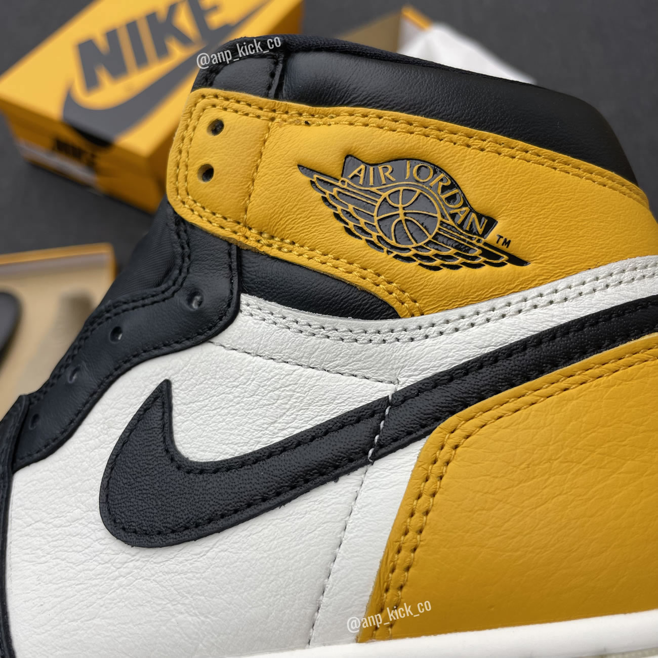 Air Jordan 1 Retro High Og Anpkick Yellow Toe 555088 711 (5) - www.newkick.org Air Jordan 1 Retro High Og Anpkick Yellow Toe 555088 711 (5) - www.newkick.org