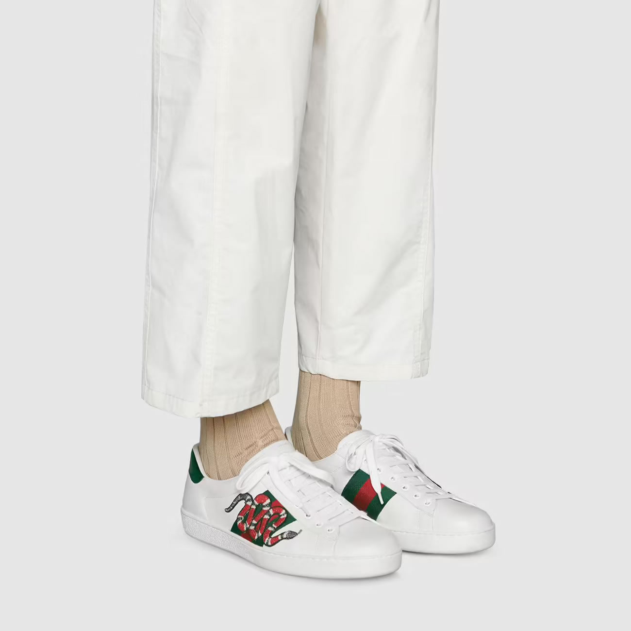 G U C C I Gg White Embroidered Ace Sneaker For Mens Womens (6) - www.newkick.vip G U C C I Gg White Embroidered Ace Sneaker For Mens Womens (6) - www.newkick.vip
