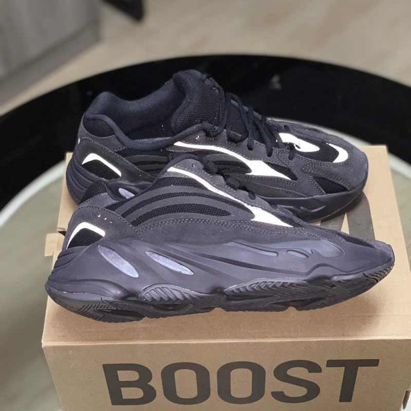 Yeezy Boost 700 V2 Vanta Black Fu6684 (2) - www.newkick.org Yeezy Boost 700 V2 Vanta Black Fu6684 (2) - www.newkick.org