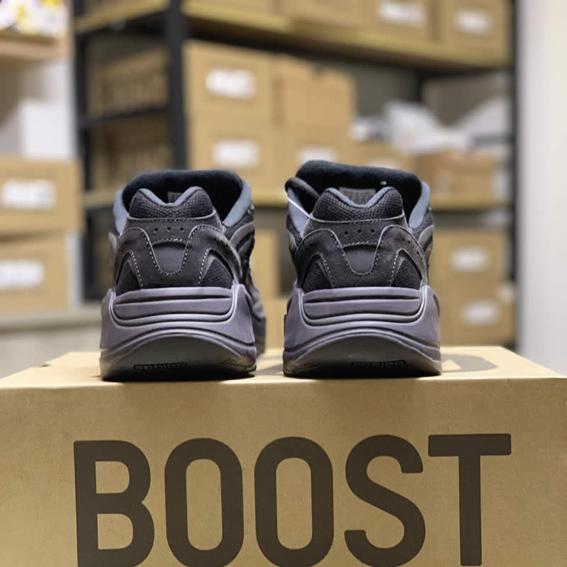 Yeezy Boost 700 V2 Vanta Black Fu6684 (8) - www.newkick.org Yeezy Boost 700 V2 Vanta Black Fu6684 (8) - www.newkick.org