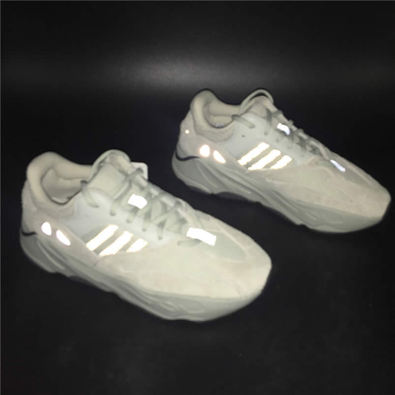 Adidas Yeezy 700 Salt Outfit Reflective Pics Price Release Date Eg7487 (10) - www.newkick.vip Adidas Yeezy 700 Salt Outfit Reflective Pics Price Release Date Eg7487 (10) - www.newkick.vip