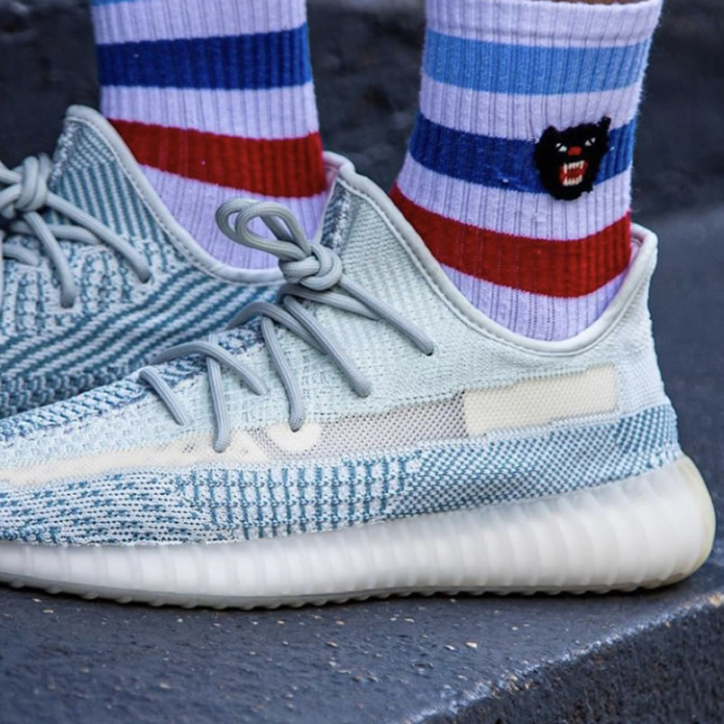 Adidas Yeezy Boost 350 V2 Cloud White Non Reflective On Feet Fw3043 (2) - www.newkick.org Adidas Yeezy Boost 350 V2 Cloud White Non Reflective On Feet Fw3043 (2) - www.newkick.org