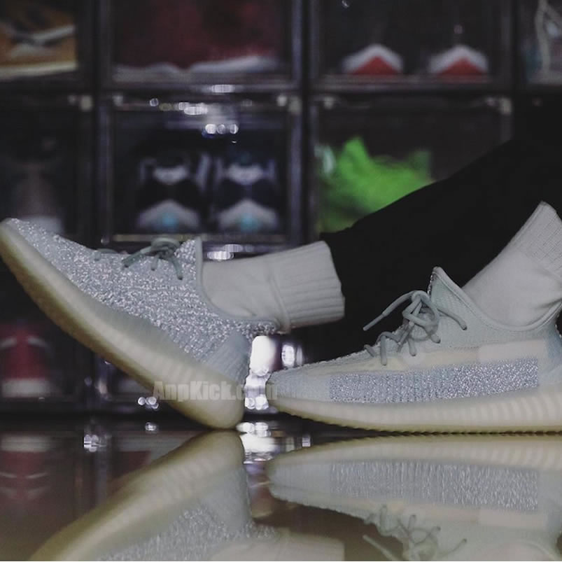 Adidas Yeezy Boost 350 V2 Cloud White On Feet Reflective Release Date Fw5317 (2) - www.newkick.org Adidas Yeezy Boost 350 V2 Cloud White On Feet Reflective Release Date Fw5317 (2) - www.newkick.org