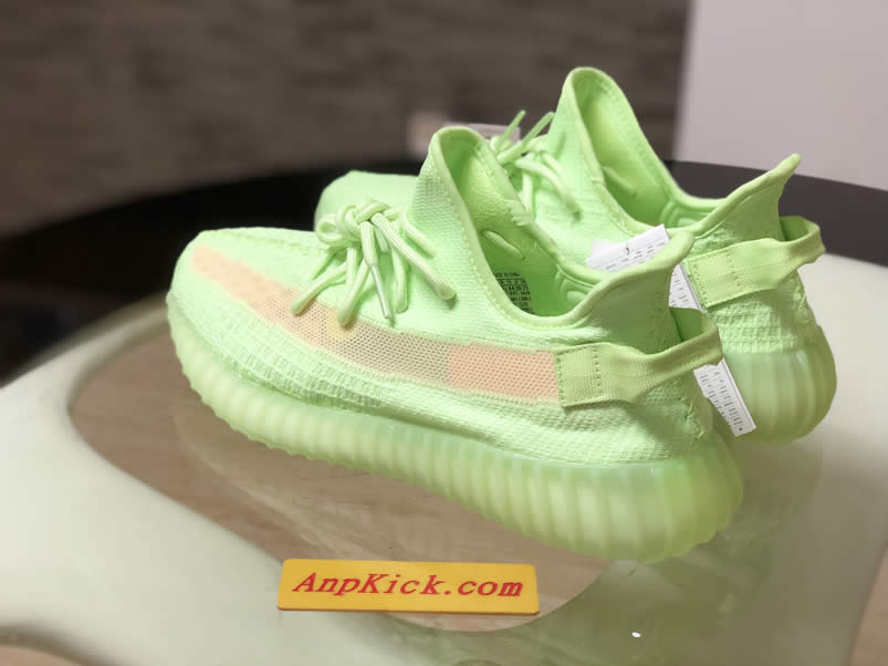 Adidas Yeezy Boost 350 V2 Gitd Glow In The Dark Spring 2019 (2) - www.newkick.org Adidas Yeezy Boost 350 V2 Gitd Glow In The Dark Spring 2019 (2) - www.newkick.org
