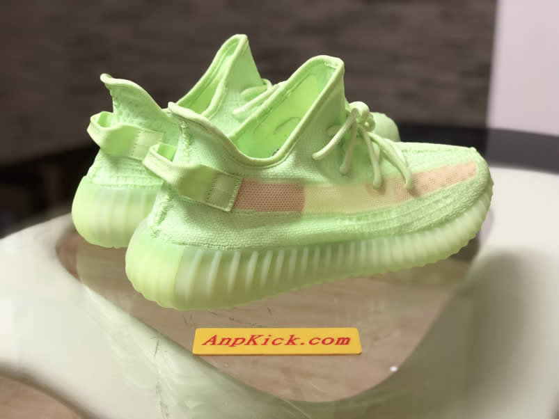 Adidas Yeezy Boost 350 V2 Gitd Glow In The Dark Spring 2019 (5) - www.newkick.org Adidas Yeezy Boost 350 V2 Gitd Glow In The Dark Spring 2019 (5) - www.newkick.org