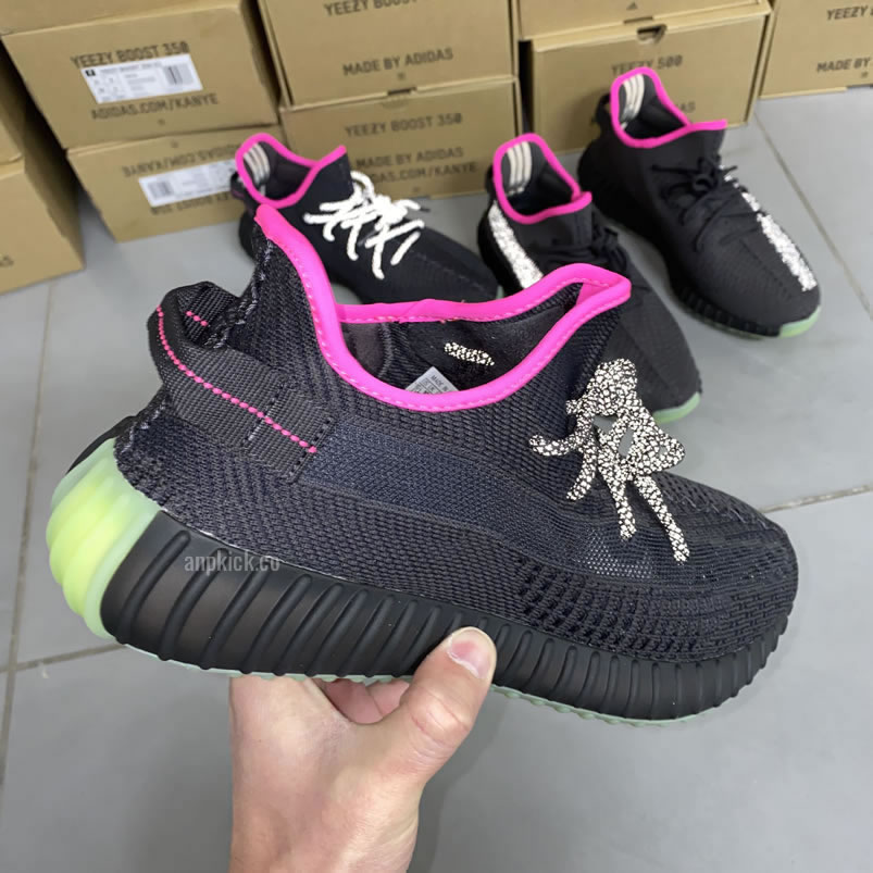 Adidas Yeezy Boost 350 V2 Nrg Red October Non Reflective Ut8830 Reflective Ut8831 (6) - www.newkick.org Adidas Yeezy Boost 350 V2 Nrg Red October Non Reflective Ut8830 Reflective Ut8831 (6) - www.newkick.org