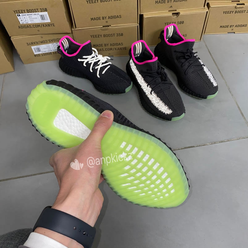 Adidas Yeezy Boost 350 V2 Nrg Red October Non Reflective Ut8830 Reflective Ut8831 (7) - www.newkick.org Adidas Yeezy Boost 350 V2 Nrg Red October Non Reflective Ut8830 Reflective Ut8831 (7) - www.newkick.org