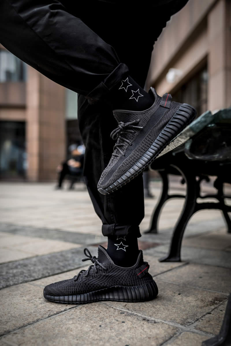 Adidas Yeezy Boost 350 V2 Black None Refective On Feet Fu9013 (3) - www.newkick.org Adidas Yeezy Boost 350 V2 Black None Refective On Feet Fu9013 (3) - www.newkick.org