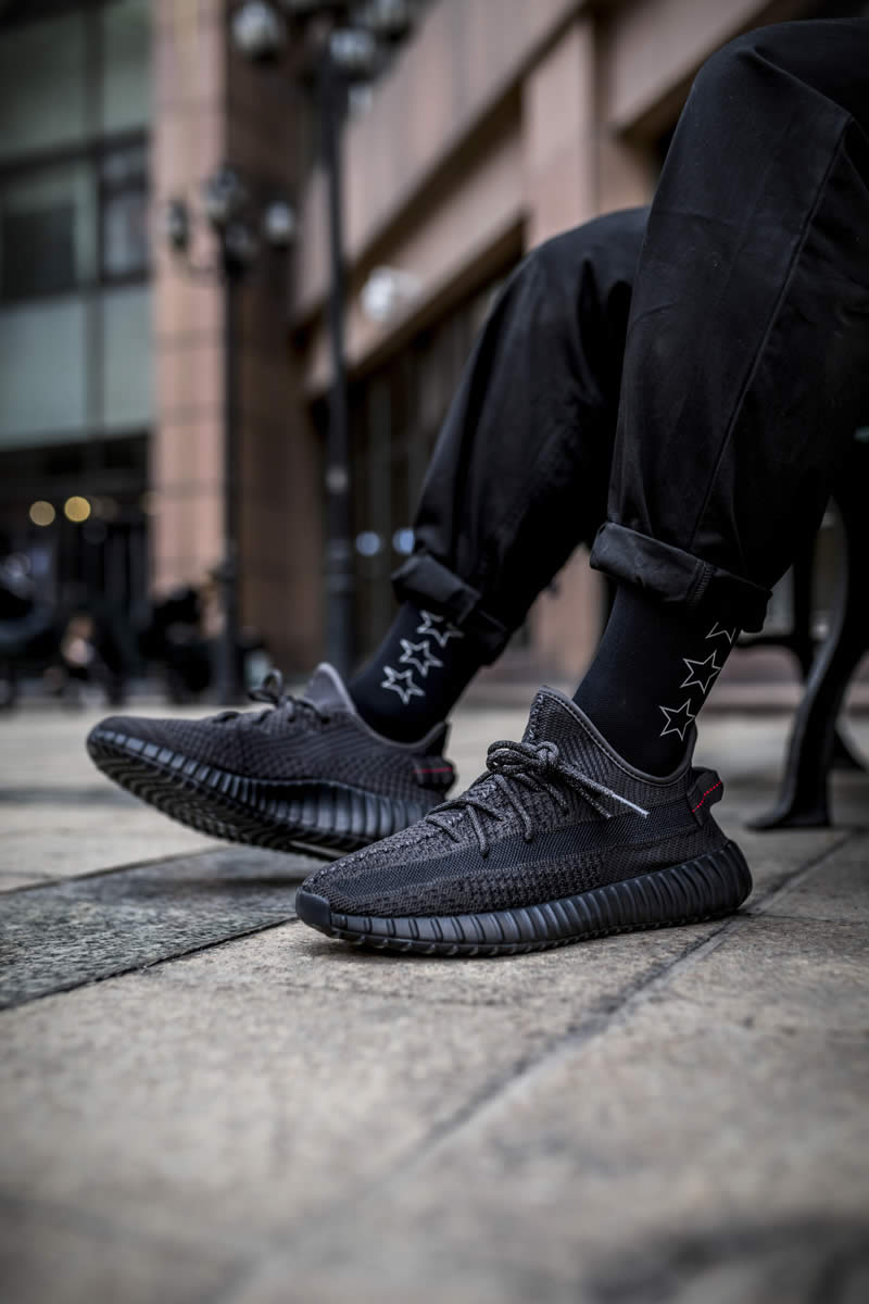 Adidas Yeezy Boost 350 V2 Black None Refective On Feet Fu9013 (6) - www.newkick.org Adidas Yeezy Boost 350 V2 Black None Refective On Feet Fu9013 (6) - www.newkick.org