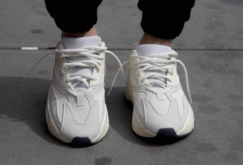 Adidas Yeezy Boost 700 Analog On Foot Outfit Release Date Eg7596 (4) - www.newkick.org Adidas Yeezy Boost 700 Analog On Foot Outfit Release Date Eg7596 (4) - www.newkick.org