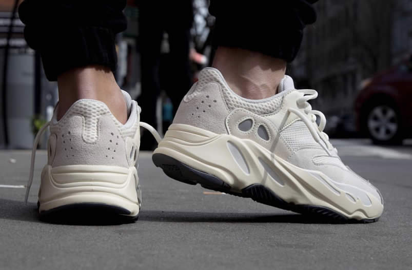 Adidas Yeezy Boost 700 Analog On Foot Outfit Release Date Eg7596 (6) - www.newkick.org Adidas Yeezy Boost 700 Analog On Foot Outfit Release Date Eg7596 (6) - www.newkick.org