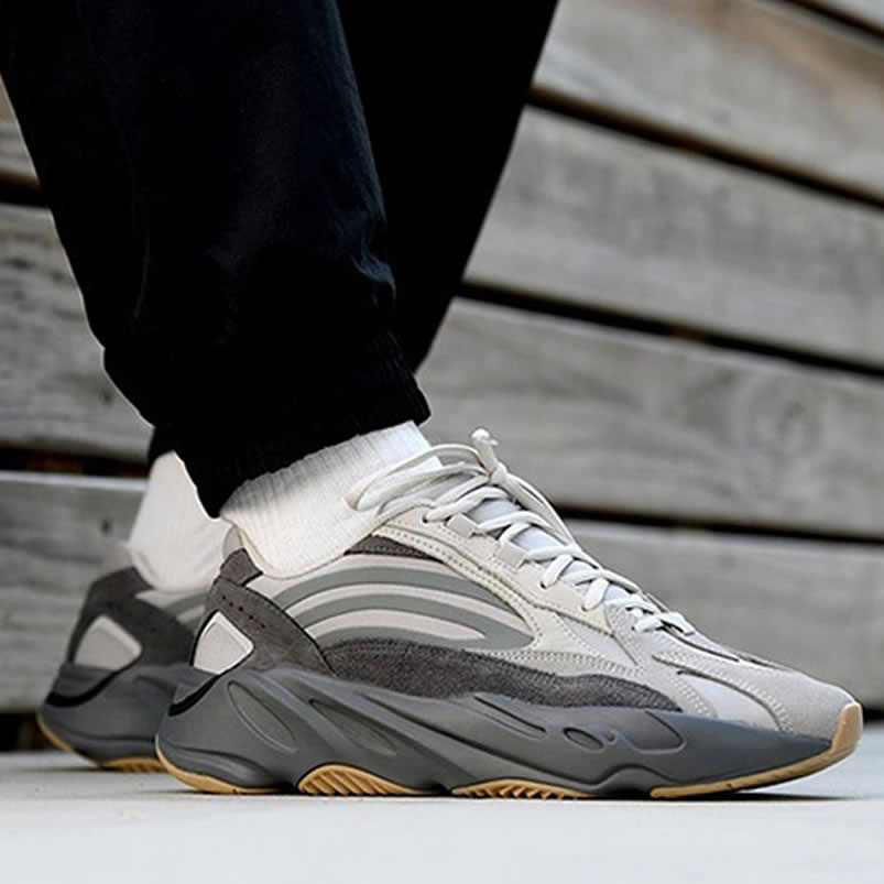 Adidas Yeezy Boost 700 Tephra On Feet Outfit Style Fu7914 (1) - www.newkick.vip Adidas Yeezy Boost 700 Tephra On Feet Outfit Style Fu7914 (1) - www.newkick.vip
