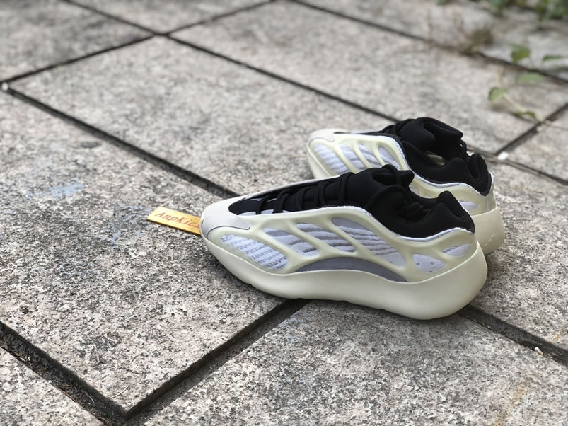 Adidas Yeezy Boost 700 V3 Azael Anpkick Release Date Fw4980 (4) - www.newkick.org