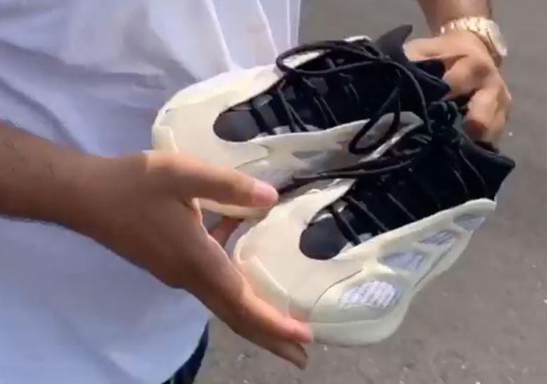 Adidas Yeezy Boost 700 V3 Azael On Hand Release Date Fw4980 (1) - www.newkick.org