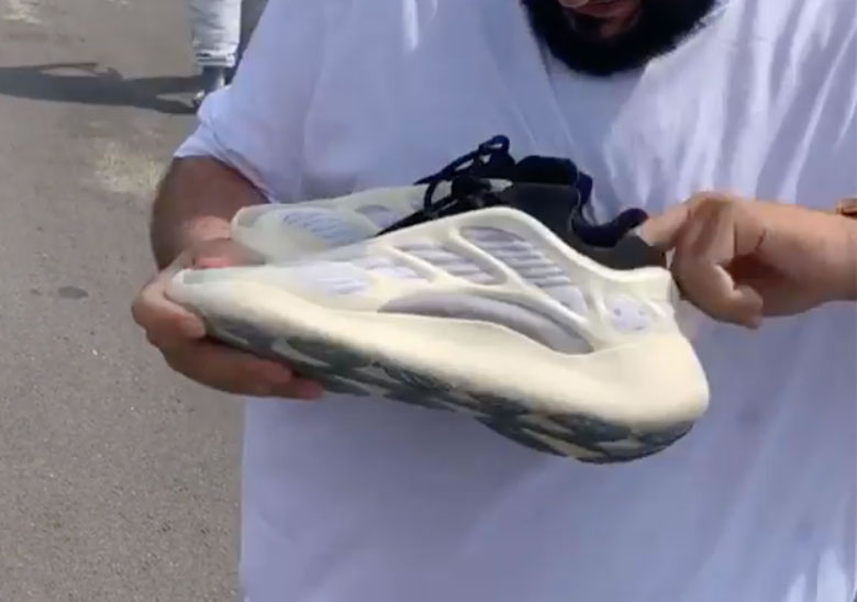 Adidas Yeezy Boost 700 V3 Azael On Hand Release Date Fw4980 (2) - www.newkick.org