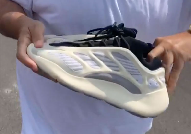 Adidas Yeezy Boost 700 V3 Azael On Hand Release Date Fw4980 (3) - www.newkick.org
