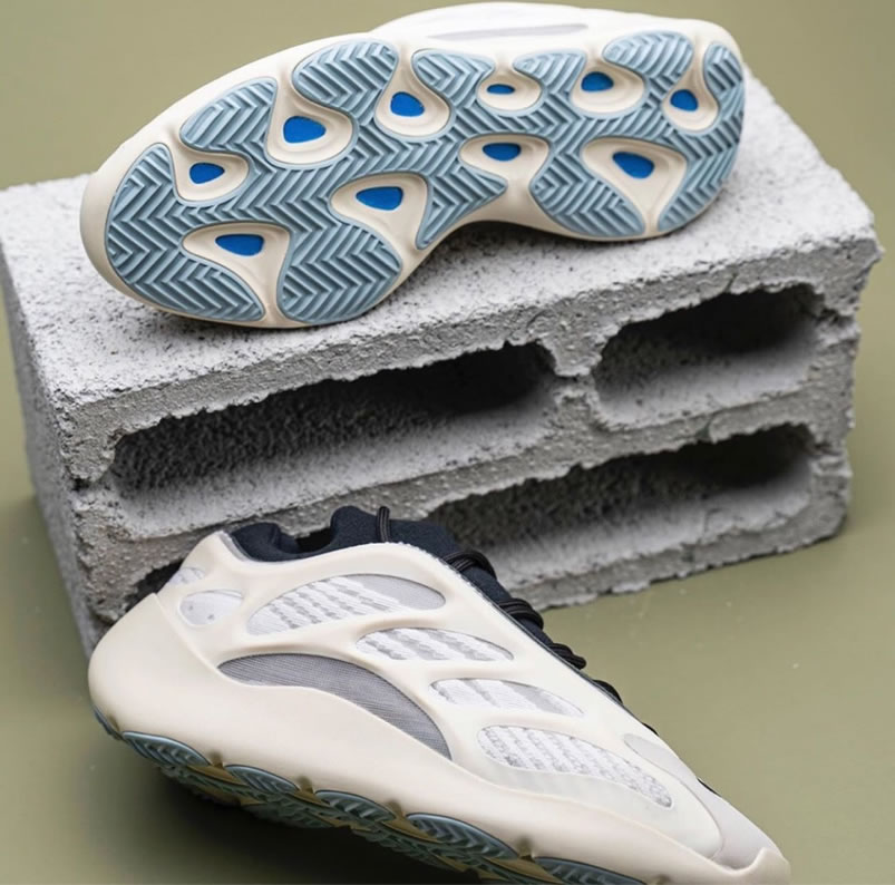 Adidas Yeezy Boost 700 V3 Azael Release Date Fw4980 (11) - www.newkick.org