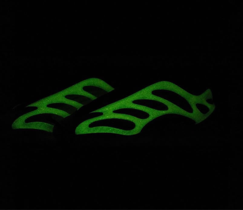 Adidas Yeezy Boost 700 V3 Azael Release Date Fw4980 (8) - www.newkick.org