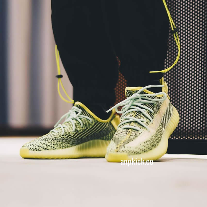 Adidas Yeezy Boost 350 V2 Yeezreel Reflective Green Black On Feet Release Date Fw4130 (1) - www.newkick.org Adidas Yeezy Boost 350 V2 Yeezreel Reflective Green Black On Feet Release Date Fw4130 (1) - www.newkick.org