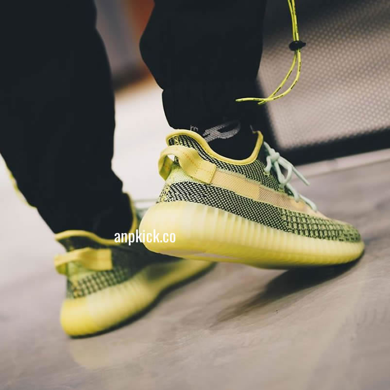 Adidas Yeezy Boost 350 V2 Yeezreel Reflective Green Black On Feet Release Date Fw4130 (2) - www.newkick.org Adidas Yeezy Boost 350 V2 Yeezreel Reflective Green Black On Feet Release Date Fw4130 (2) - www.newkick.org