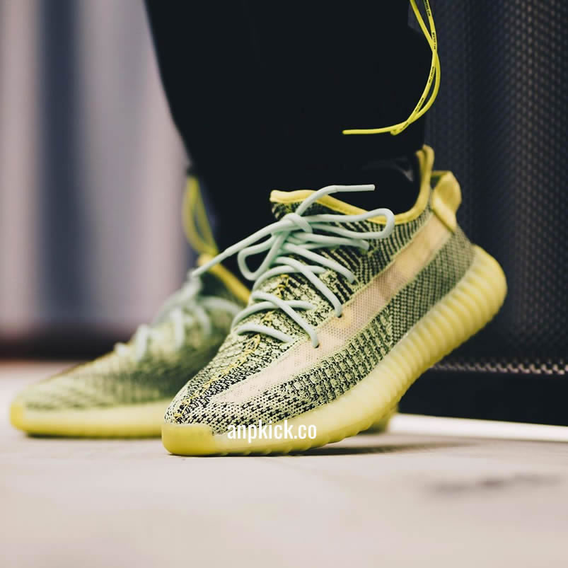 Adidas Yeezy Boost 350 V2 Yeezreel Reflective Green Black On Feet Release Date Fw4130 (3) - www.newkick.org Adidas Yeezy Boost 350 V2 Yeezreel Reflective Green Black On Feet Release Date Fw4130 (3) - www.newkick.org