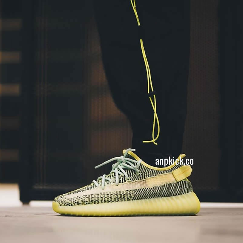 Adidas Yeezy Boost 350 V2 Yeezreel Reflective Green Black On Feet Release Date Fw4130 (4) - www.newkick.org Adidas Yeezy Boost 350 V2 Yeezreel Reflective Green Black On Feet Release Date Fw4130 (4) - www.newkick.org