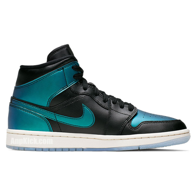 Air Jordan 1 Mid Black Iridescent Mens Gs Aj1 Shoes Bq6472 009 (2) - www.newkick.org Air Jordan 1 Mid Black Iridescent Mens Gs Aj1 Shoes Bq6472 009 (2) - www.newkick.org