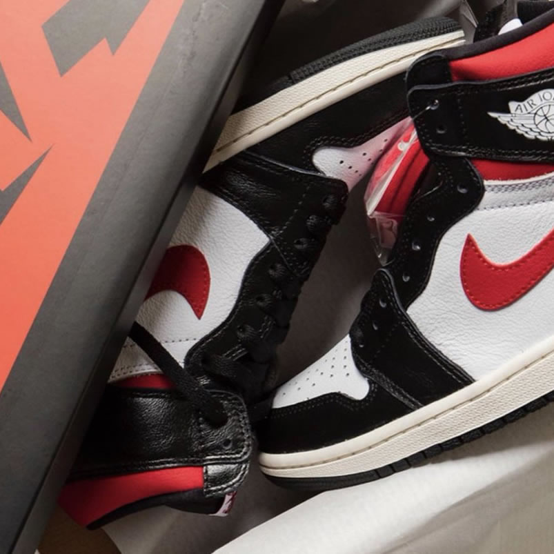 Air Jordan 1 Retro High Og Gym Red 2019 Black White Release Date 555088 061 (5) - www.newkick.org Air Jordan 1 Retro High Og Gym Red 2019 Black White Release Date 555088 061 (5) - www.newkick.org