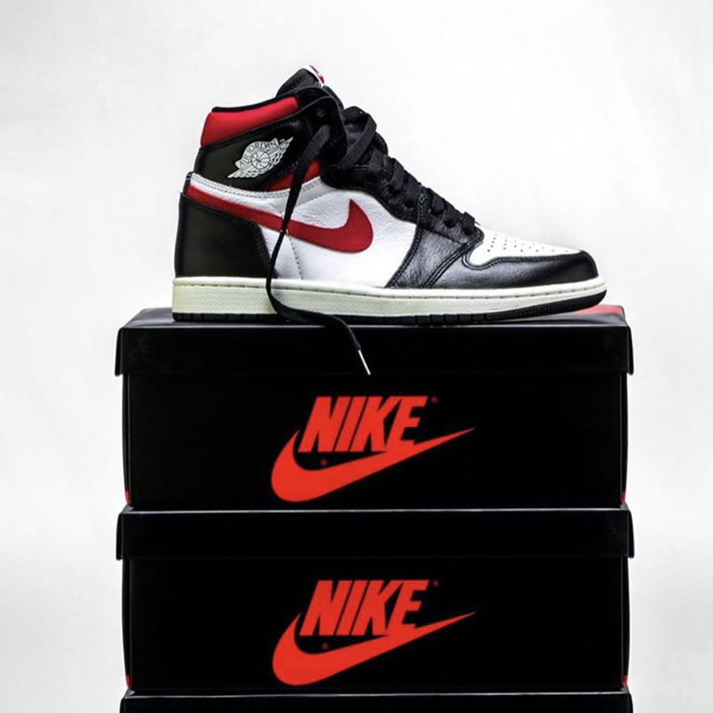 Air Jordan 1 Retro High Og Gym Red 2019 Black White Release Date 555088 061 (6) - www.newkick.org Air Jordan 1 Retro High Og Gym Red 2019 Black White Release Date 555088 061 (6) - www.newkick.org